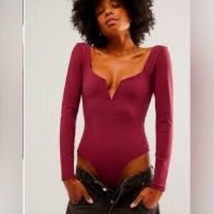 NWT INTIMATELY FREE PEOPLE Stars Aligned V-Wire Bodysuit LS Thong Wine XL